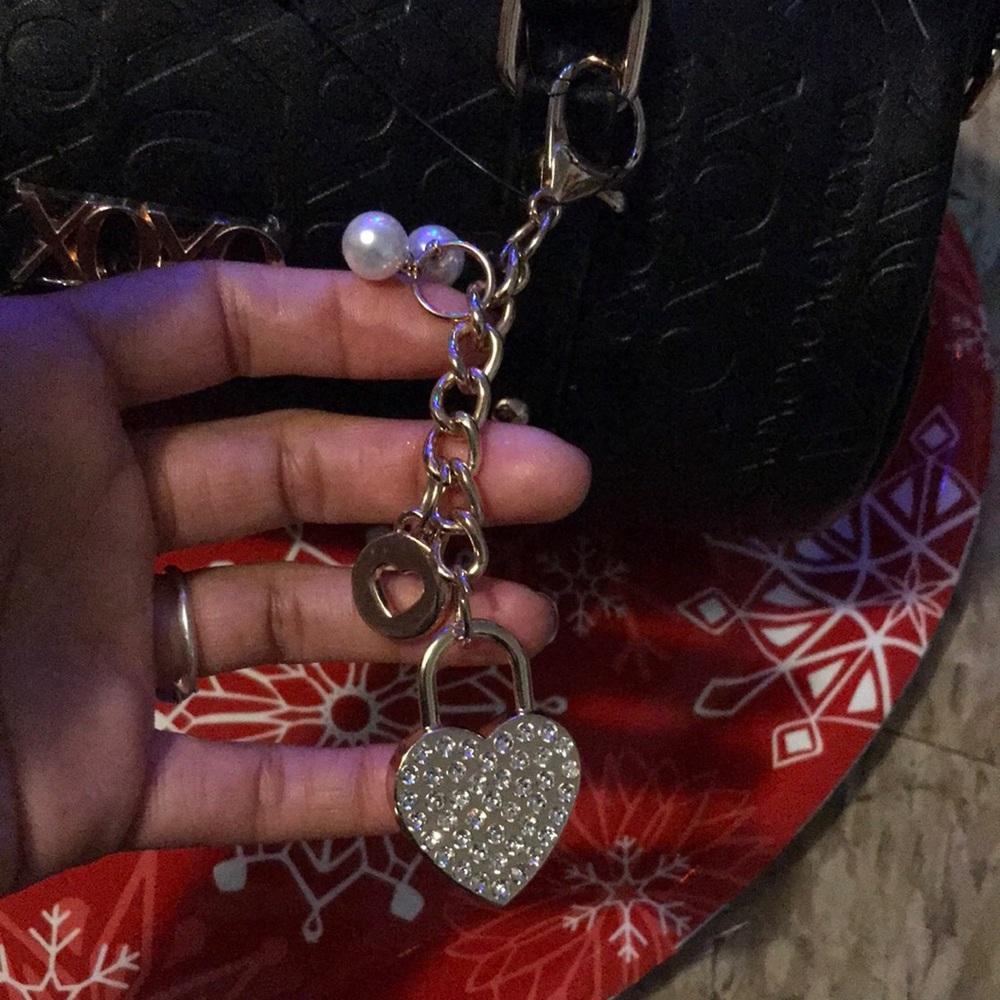 XOXO Black Crossbody Bag with Gold Accents - Picture 7 of 14